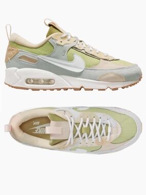 Nike Air Max 90 Futura Women Sneakers